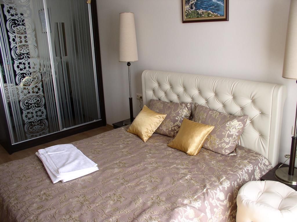 Lvv Palace Apartment ซันนีบีช ภายนอก รูปภาพ