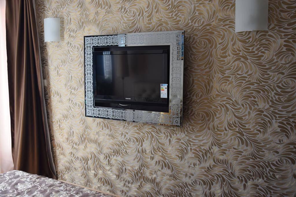 Lvv Palace Apartment ซันนีบีช ภายนอก รูปภาพ