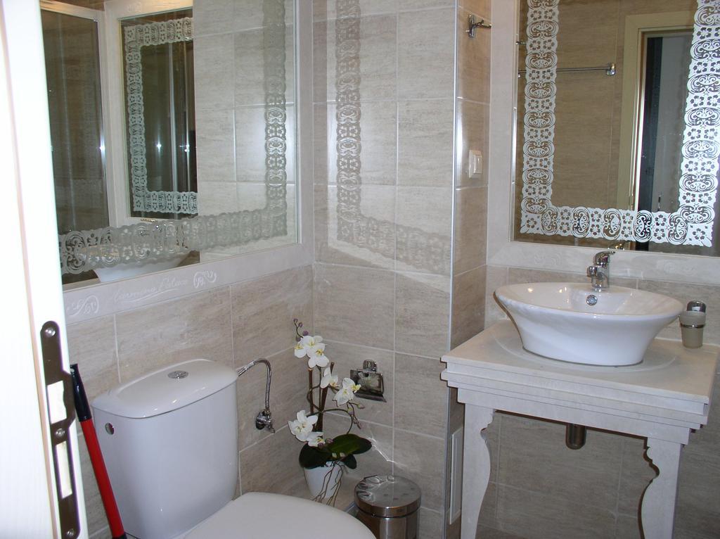 Lvv Palace Apartment ซันนีบีช ภายนอก รูปภาพ