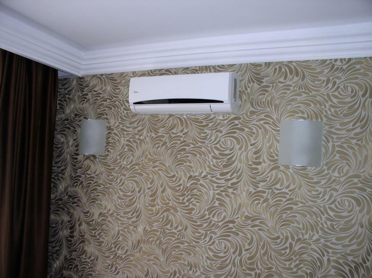 Lvv Palace Apartment ซันนีบีช ภายนอก รูปภาพ